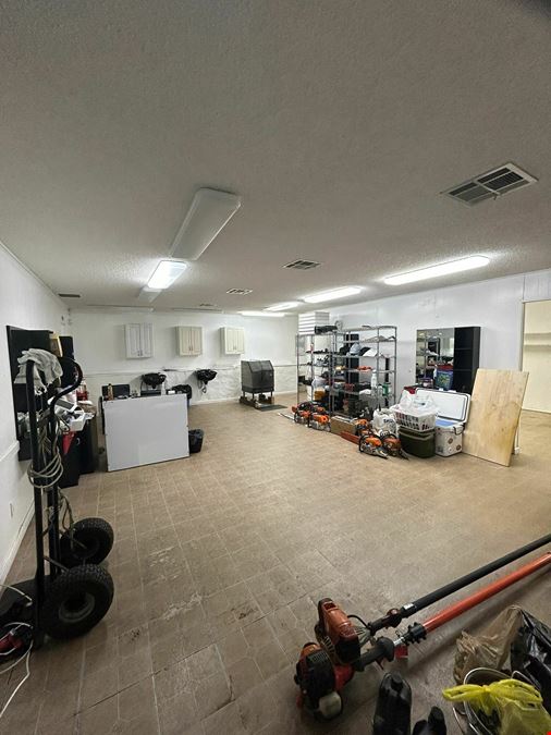 Fairfield Drive Office/Retail For Sale