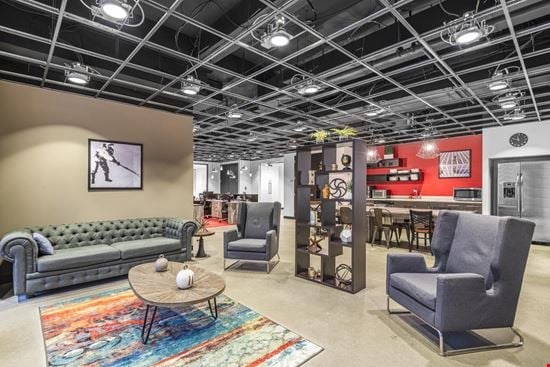 Regus - 101 Arch Street