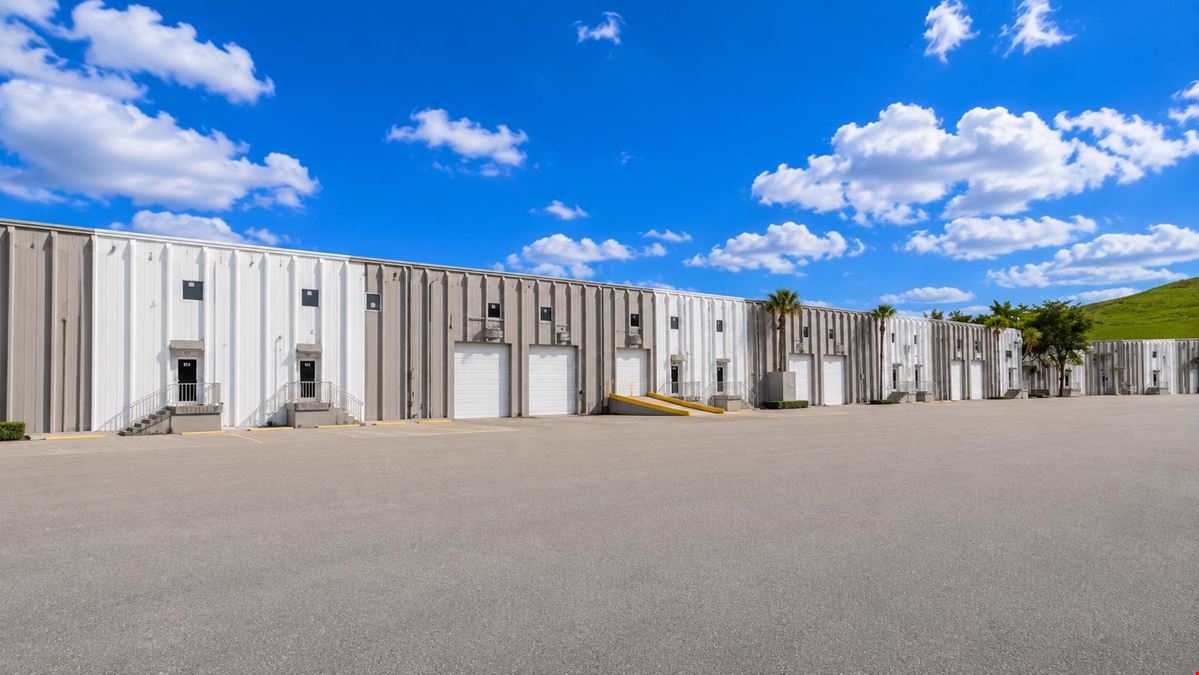 Medley Commerce Center