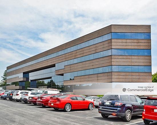 Preview of Office space for Rent at 425 South Woods Mill Road