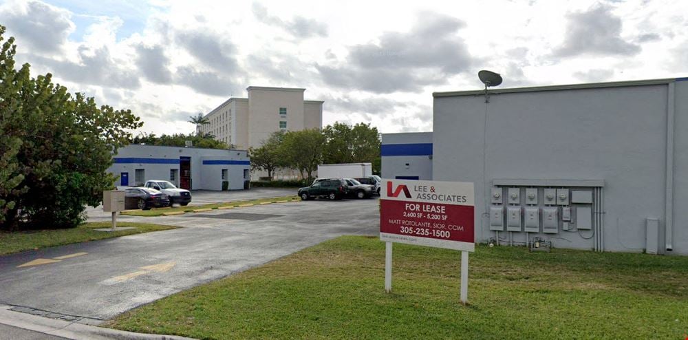 Kendall-Tamiami Warehouses Near Miami Executive Airport