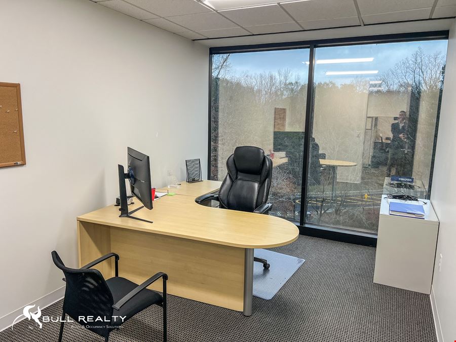 ±2,884 SF Office Space For Sublease