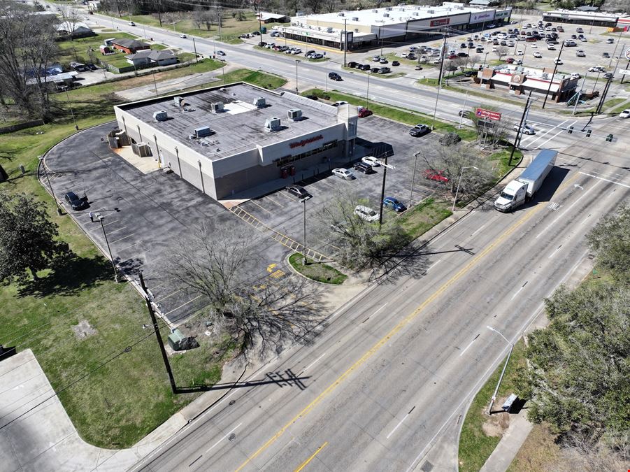 Moss Street Lafayette LA-3747