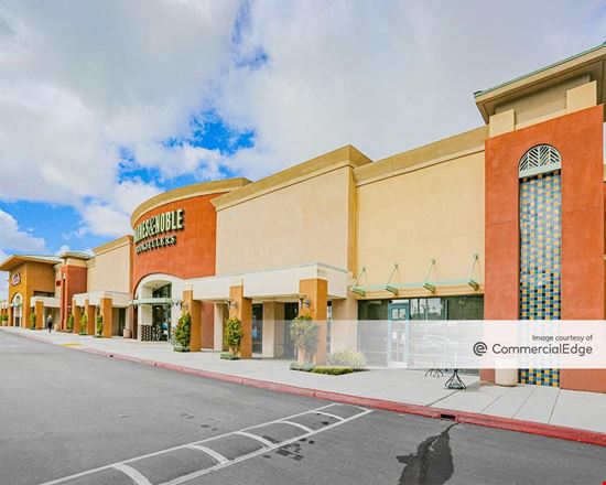 Preview of Retail space for Rent at 810-890 W. Valley Pkwy
