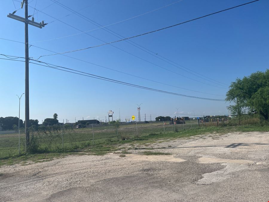 3911 Interstate 10 E