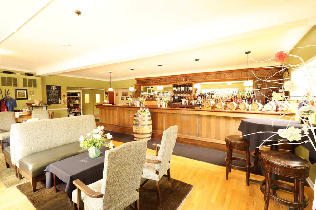 The Red Oak Restaurant