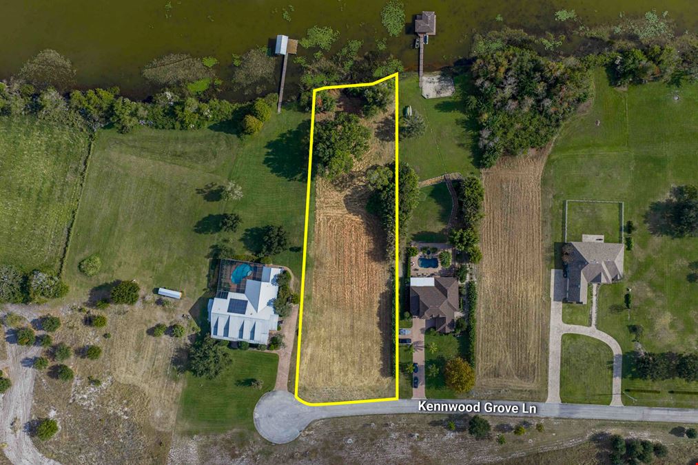 Stunning 1.25 AC Lot on Lake Mariana