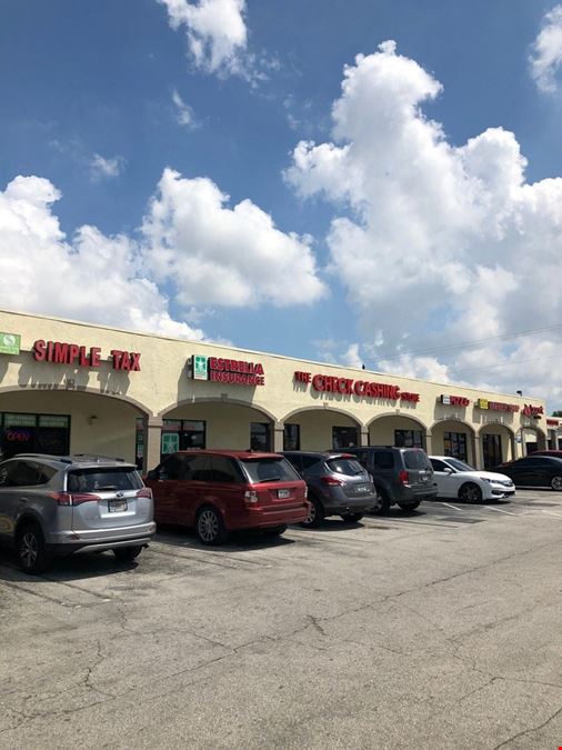 Mil Lake Plaza