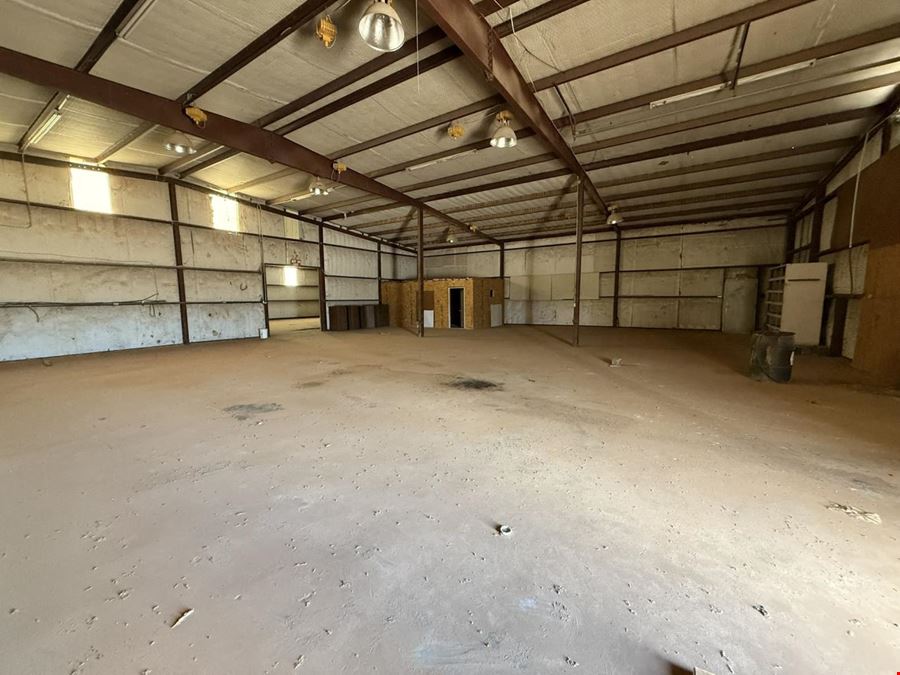 1561 W Hwy 82