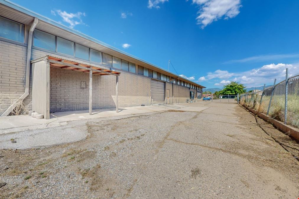 Academy Pkwy Warehouse with 0.44 acres of Gated and Paved Yard