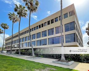 La Jolla Shores Plaza