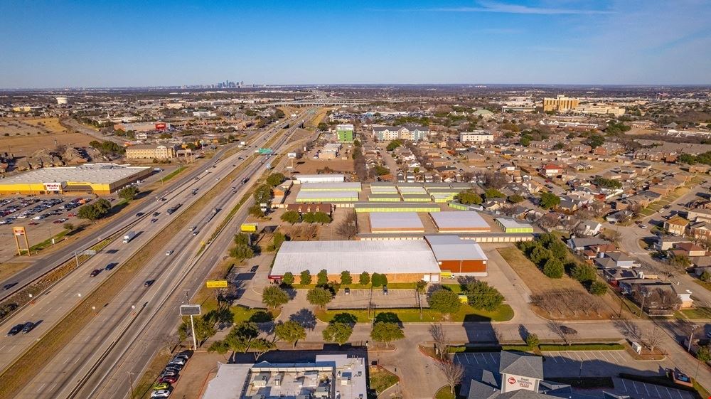 930 E Highway 67 | Freestanding Retail on Hwy 67