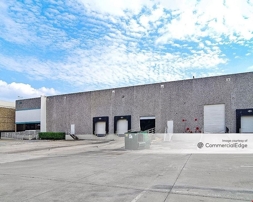 308 West Mockingbird Lane