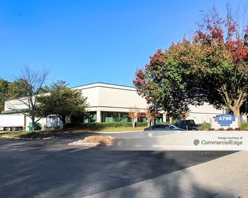International Airport Park - 4694 & 4790 Aviation Pkwy