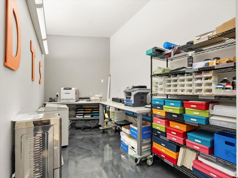Turnkey Freestanding Office in Baldwin Park