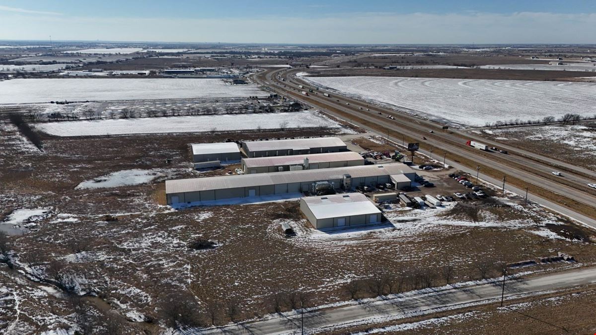 12699 I-35