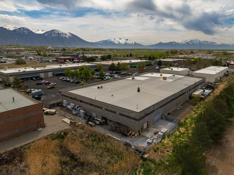 Flex Warehouse with Dedicated Yard