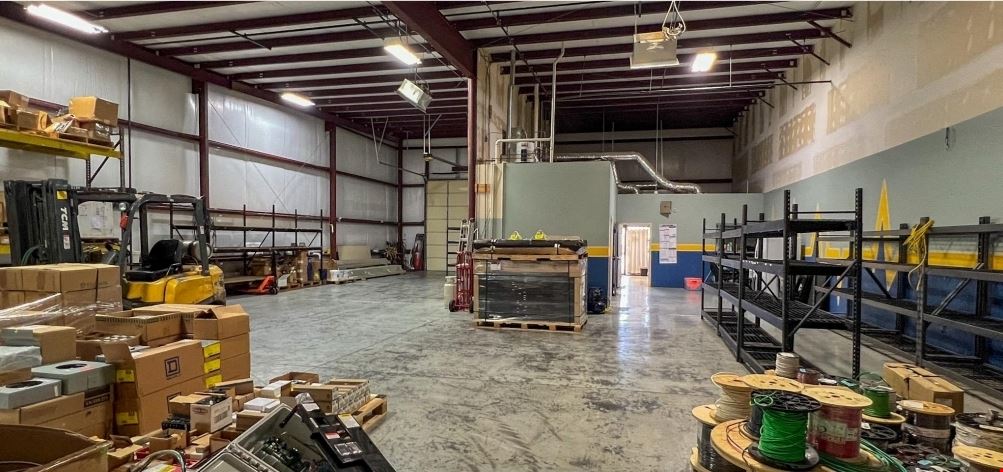 4,000 SF Nixa Office/Warehouse