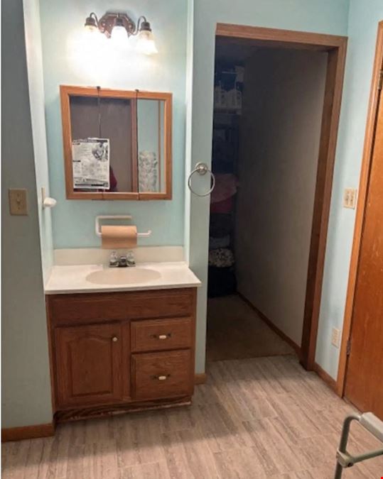 Adult Foster Care Country Setting - Grand Ledge MI