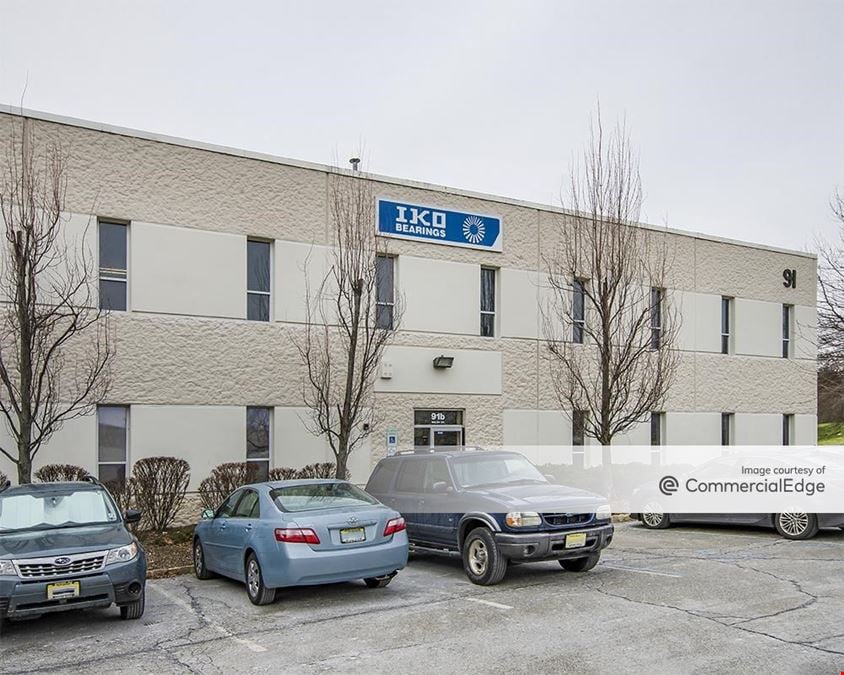 Fox Hill Industrial Park - 71-91 Walsh Drive