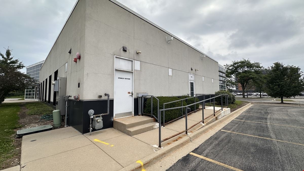 444 Skokie Boulevard