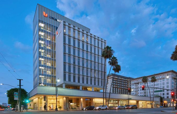 Preview of Mixed Use space for Rent at 9460 Wilshire Blvd