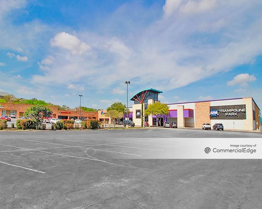 Cannon West Shopping Center