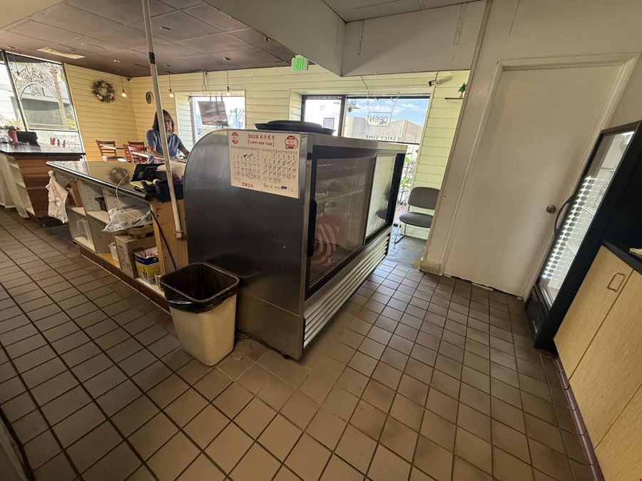15928 Ventura Blvd, Suite 101