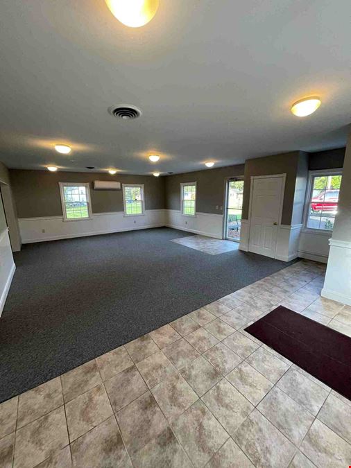 14,181 SF Industrial Building