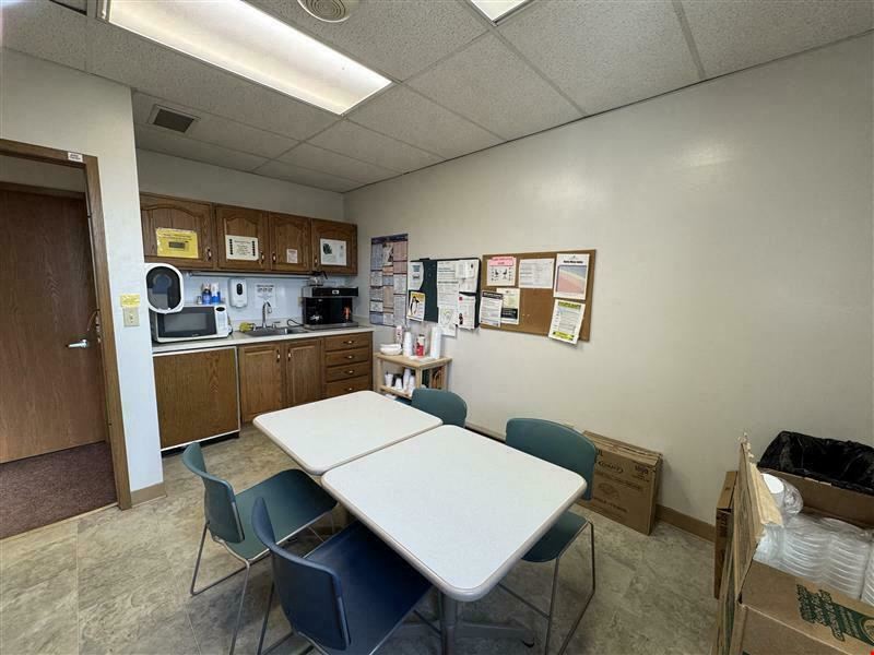 2310 W Lexington Ave 
