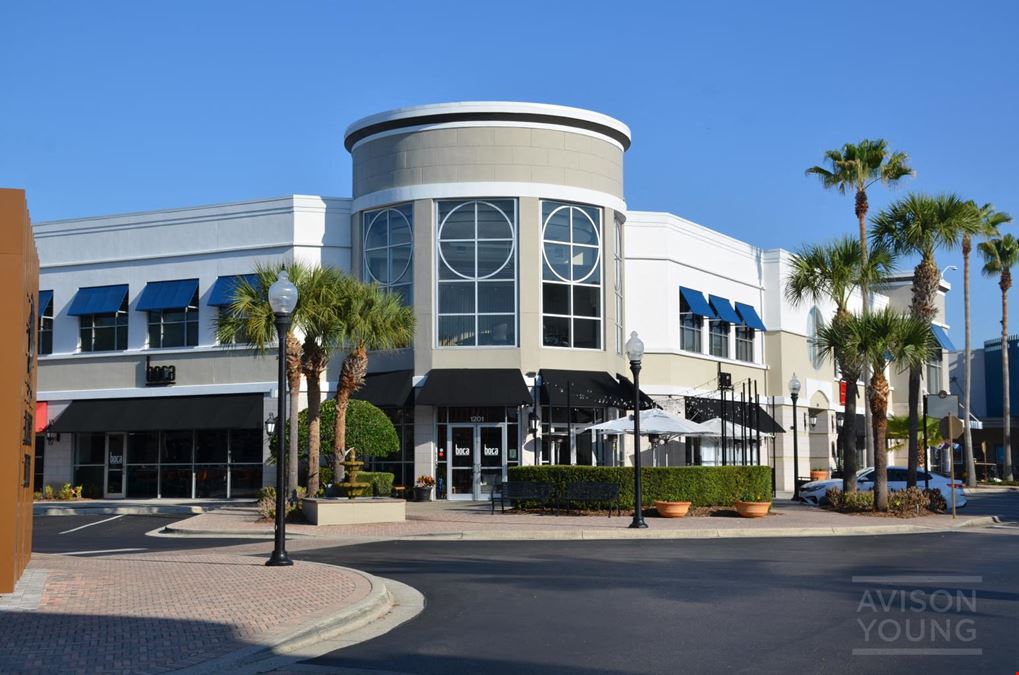 Colonial TownPark Office Above Retail
