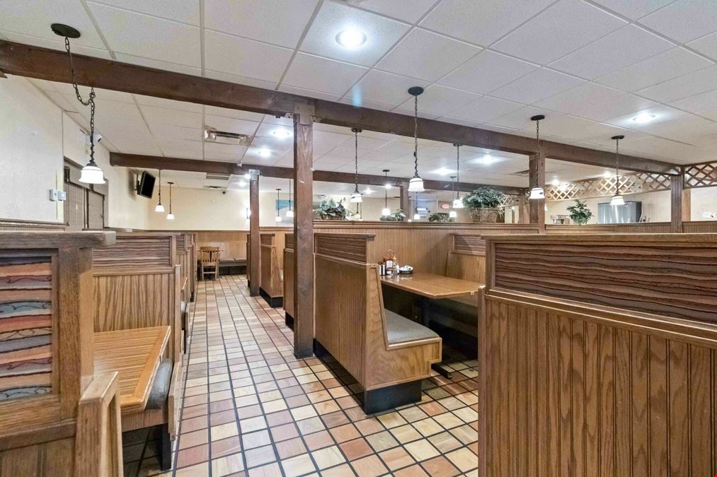 Space Coast Real Estate with BBQ Restaurant
