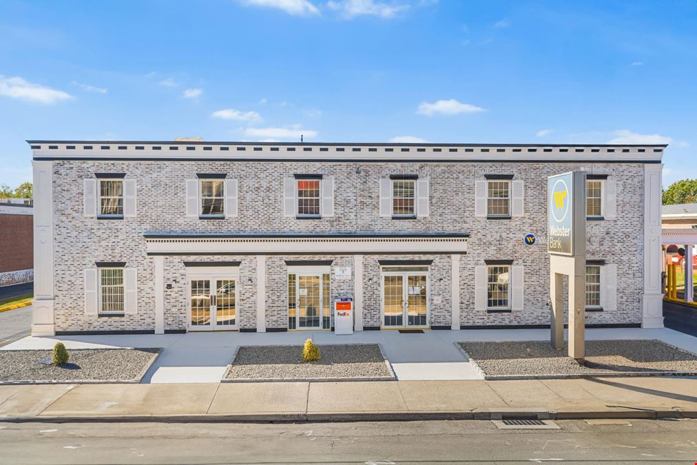 132 Main St