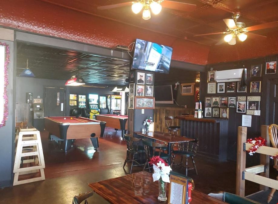 Operating Neighborhood Pub/Eatery w/ Rental Income