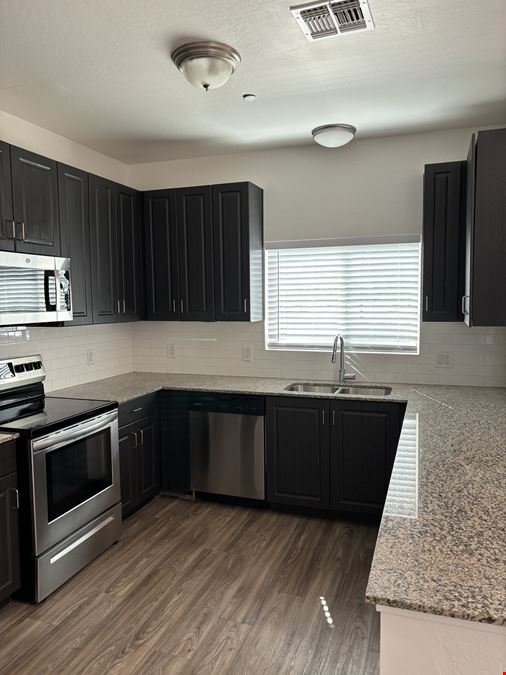 Macallister Apartments