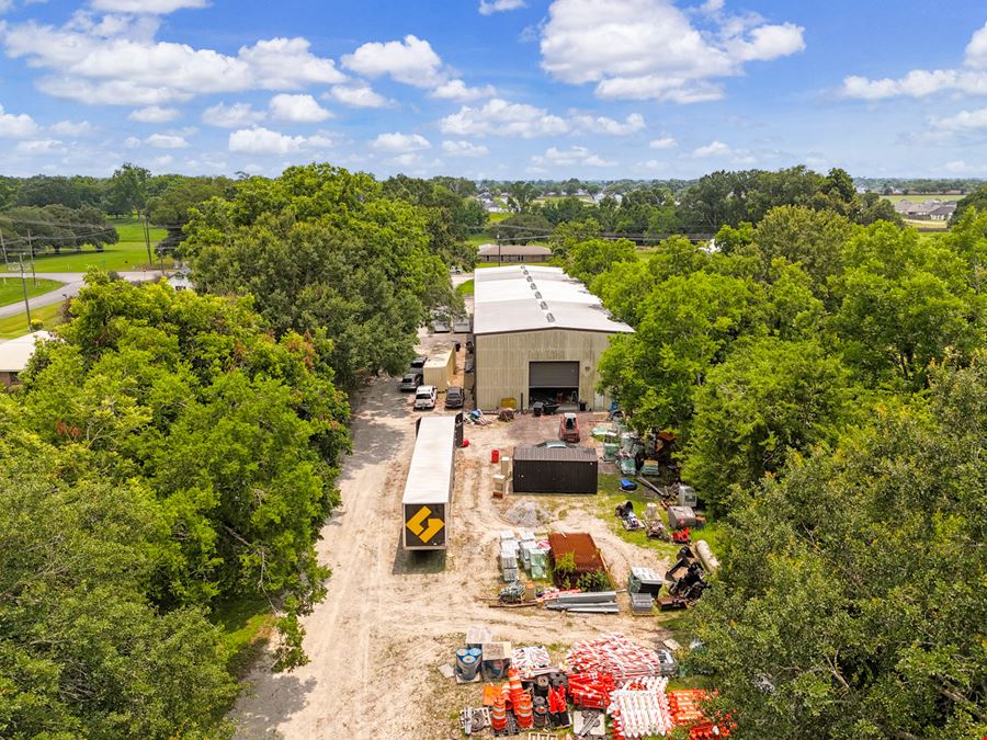 ±9,000 SF Office/Warehouse in Broussard Industrial Corridor