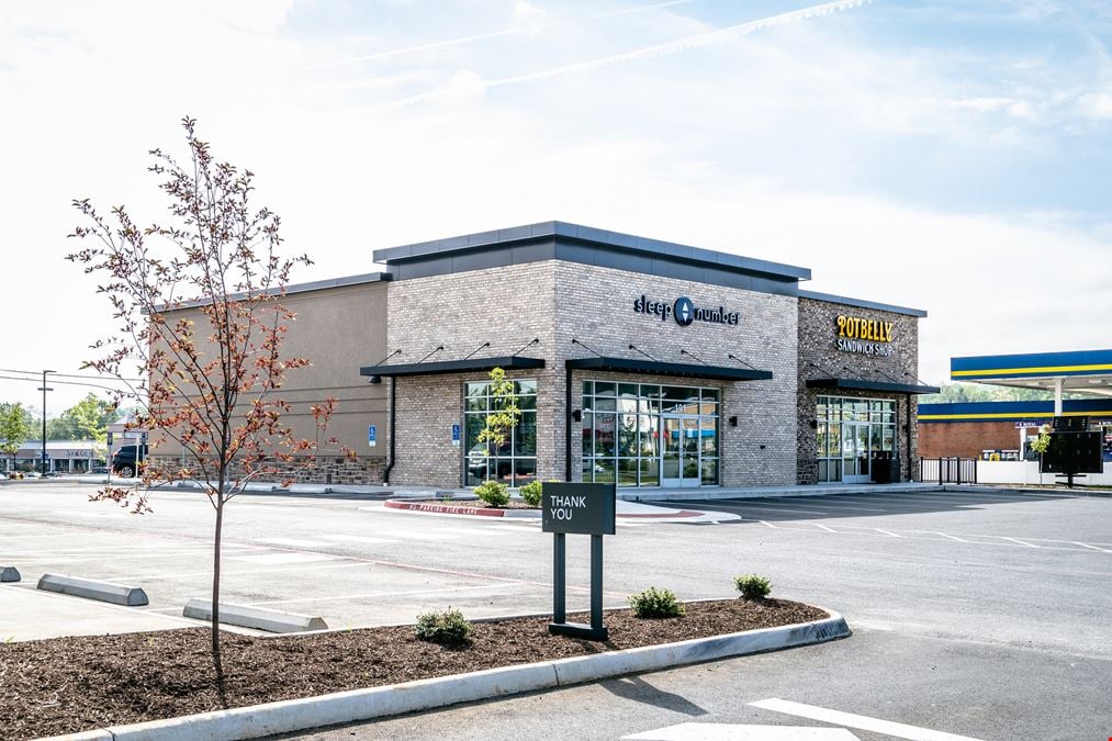Prime Restaurant/Drive-Thru Available—E. Market Street, Harrisonburg’s Top Retail Corridor
