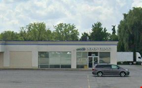 5,500+/- SF FORMER MEDICAL OFFICE SPACE