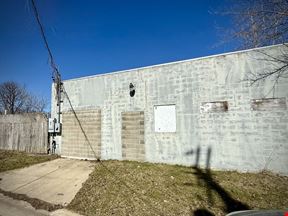 Auto Repair / Salvage in Lansing