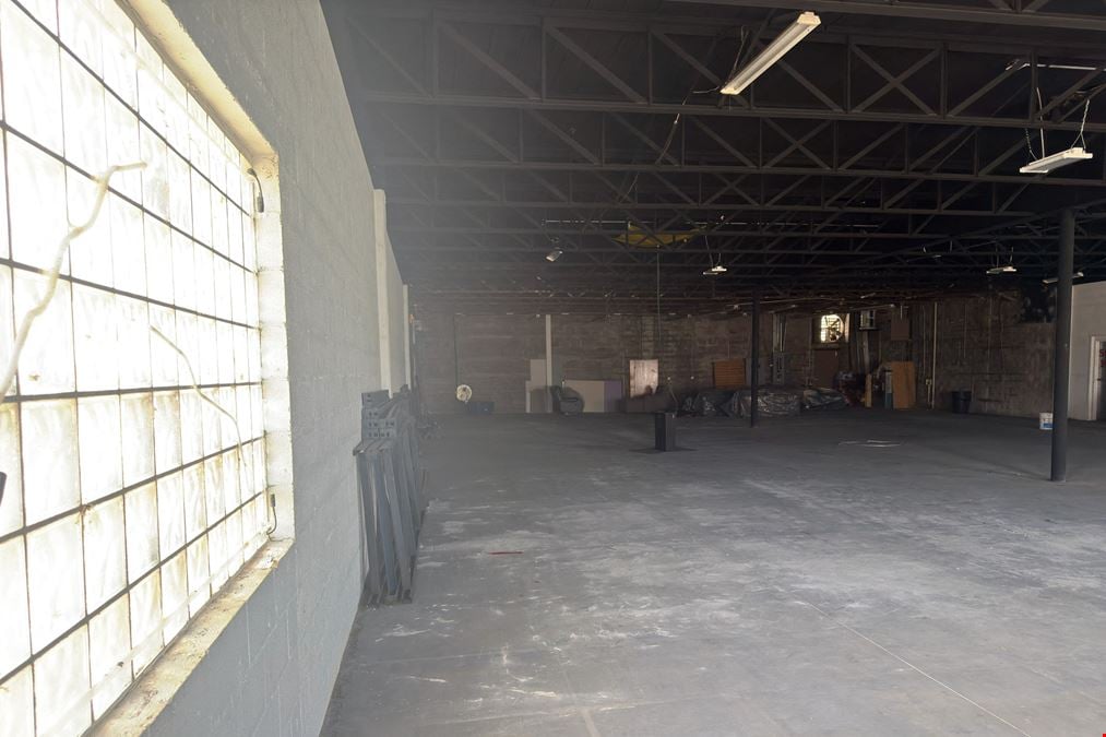 6,000 SF Industrial/Warehouse Space