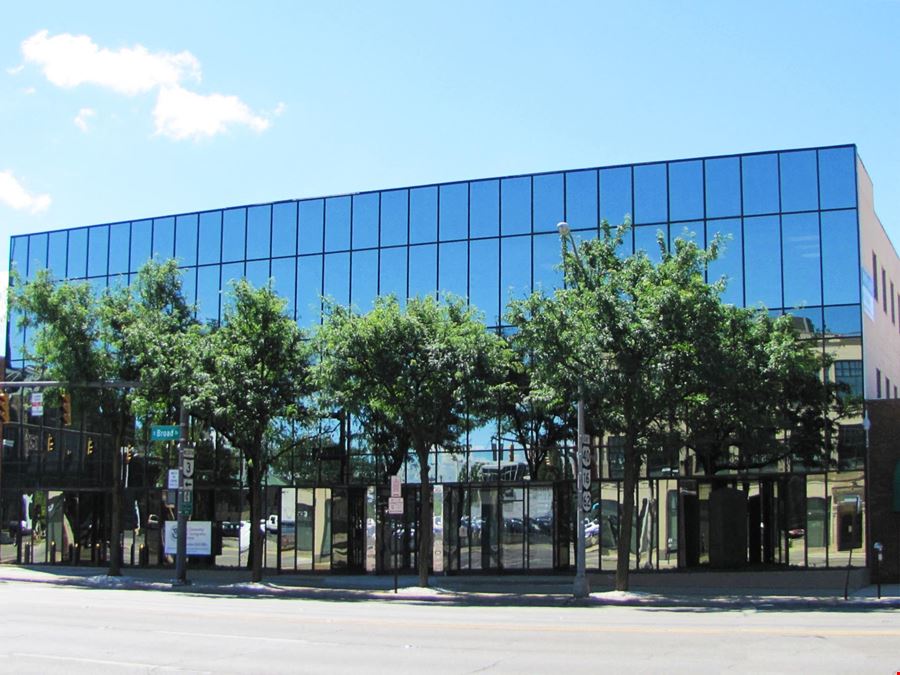 395 East Broad Street