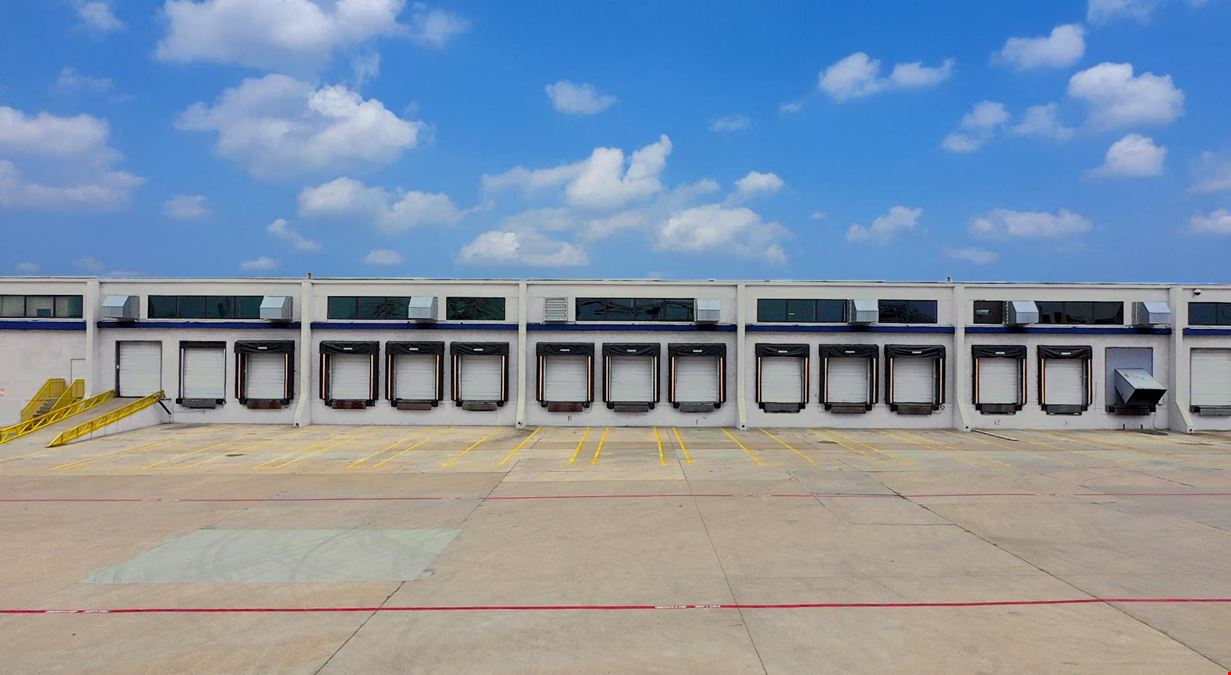 5500 S Freeway | Southwest Crossing Logistics Center