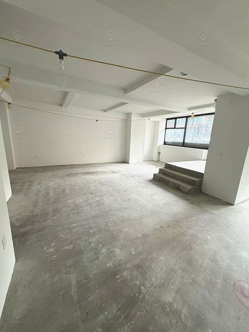 750 SF | 73 Catherine Street |  Boutique Retail Space for Lease