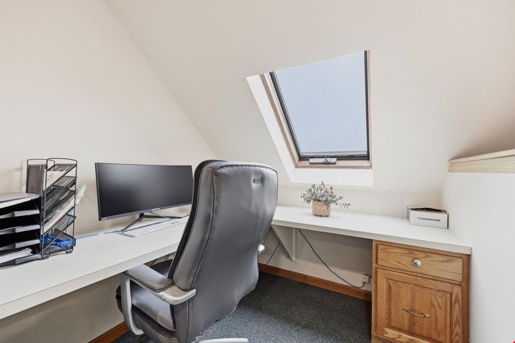 200 Center St