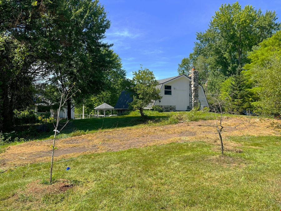 11 Acre Farm for Sale in Pinckney