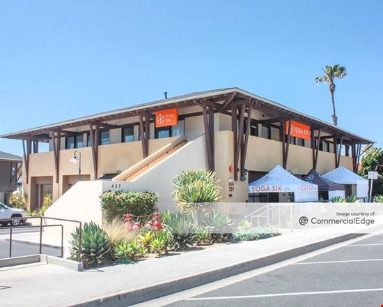 Preview of Retail space for Rent at 437 South Highway 101