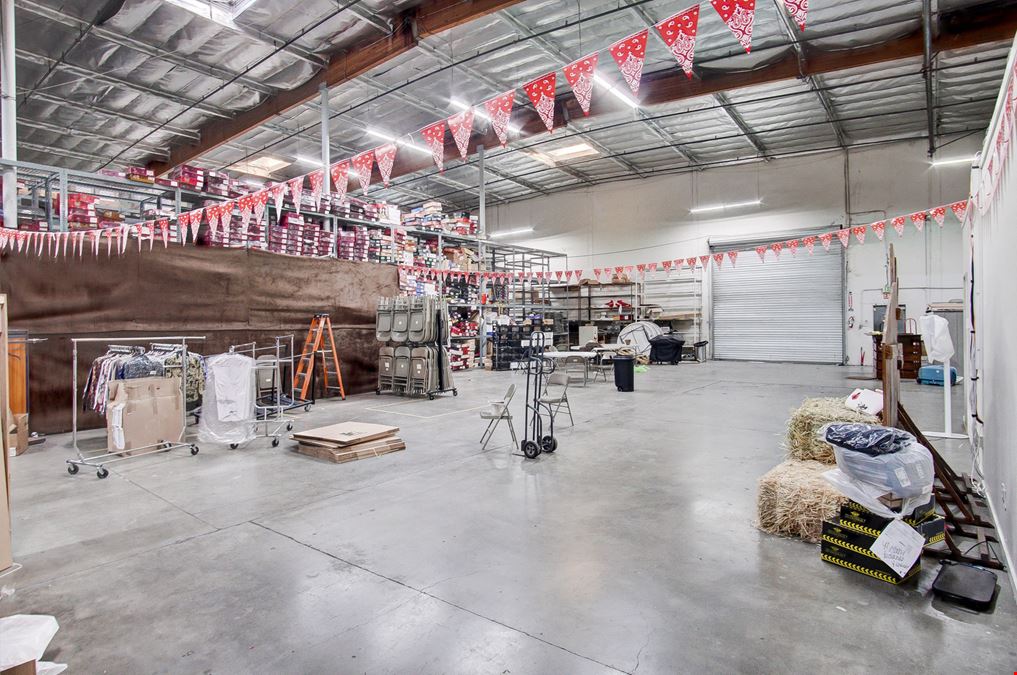 11400 Downey Ave