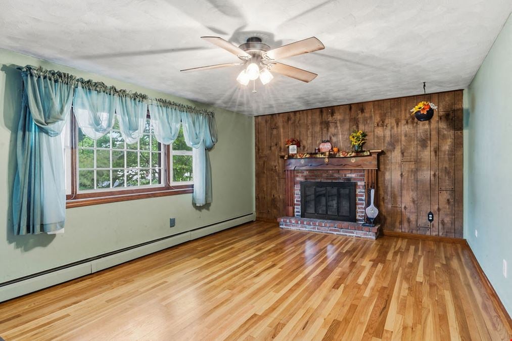 7 Charlotte Drive Bristol, RI 02809