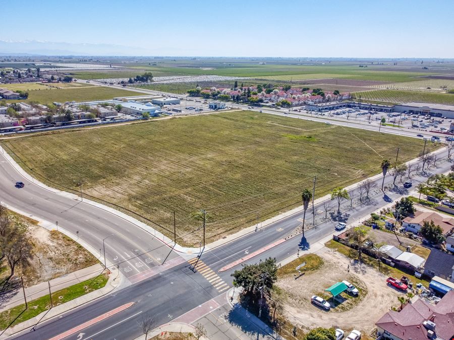 Shovel Ready Retail Land: All (11) Or Partial Pads w/ Utilities
