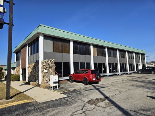 Preview of Office space for Rent at 4410 Roosevelt Road